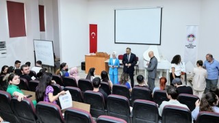 Başkan Toptaş, üniversite öğrencilerinin final heyecanına ortak oldu