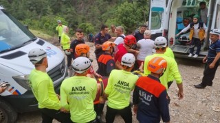 Kahramanmaraş’ta kanyonda mahsur kalan anne ve kızı son anda kurtarıldı 
