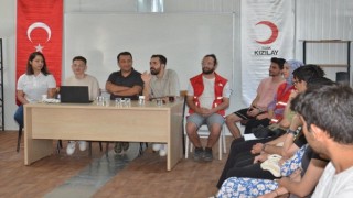 Kızılay'ın Üniversiteye Hazırladığı Öğrencilerden Yüzleri Güldürdü