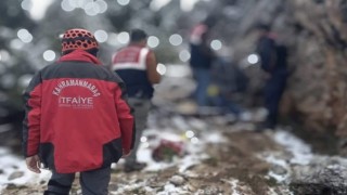 Andırın’da kayalıklardan düştü hayatını kaybetti 