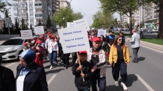 Farkındalık İçin Yürüdüler, Umutları Gökyüzüne Uçurdular