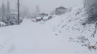 Kahramanmaraş’ta Kuzey İlçelerde Kar, Kent Merkezinde Sağanak Yağış Etkili Oldu