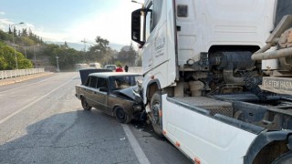 Kahramanmaraş’ta otomobil ile tır çarpıştı: 1 yaralı 