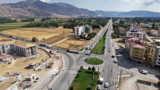 Büyükşehir’den Göksun Kavşağı’nda Trafiği Rahatlatacak Hamle