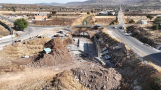 Büyükşehir Pazarcık’ta Yarım Asırlık Eski Köprüyü Yeniliyor