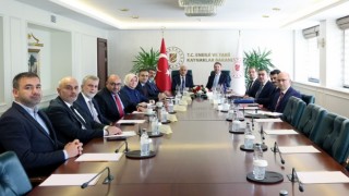 Kahramanmaraş Heyetinden Enerji ve Tabii Kaynaklar Bakanı Bayraktar’a Ziyaret