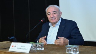 Vehbi Vakkasoğlu KSÜ’de “İrfan Geleceğimizin Bilinmeyenleri” Konulu Konferans Verdi