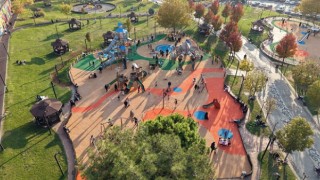 Aliya İzzetbegoviç Millet Bahçesi Yenilenen Yüzüyle Beğeni Topluyor