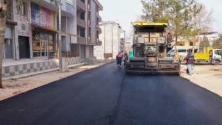 Büyükşehir, Altyapısı Tamamlanan Pazarcık Atatürk Caddesi’ni Asfaltlıyor