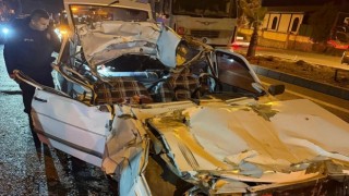 Kahramanmaraş’ta tıra arkadan çarpan otomobil paramparça oldu: 1 yaralı 