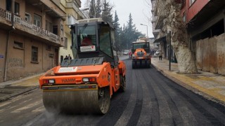 Yollar Tek Tek Yenileniyor