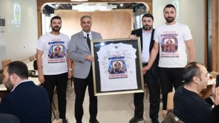 Başkan Toptaş, Efeler Ligi’ne yükselen Onikişubat Belediye Spor ile şampiyonluk yemeğinde buluştu