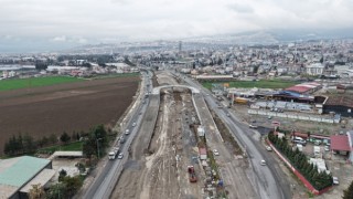 Çevre Yolu’nda Ulaşımı Rahatlatacak Kavşak Hızla Yükseliyor