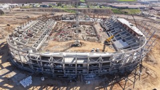 Şehrin Stadyumu Yükseliyor