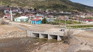 Büyükşehir, 10 Milyonluk Yatırımla Şekeroba’nın Yeni Köprüsünü Hizmete Sundu