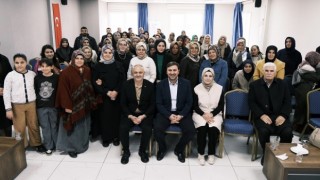 Büyükşehir’in “Aile İçi İletişim” Söyleşisi Andırın’da Yoğun İlgi Gördü