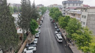 Büyükşehir, Cahit Zarifoğlu Caddesi’nin Asfaltını Baştan Uca Yeniledi