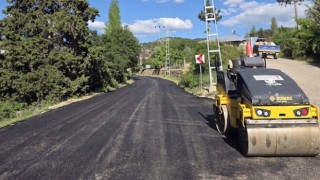 Büyükşehir, Göksun’da Yol Yatırımlarını Artırarak Sürdürüyor