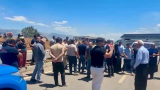 Kahramanmaraş’ta Kaçak Yapı Tepkisi: Batı Köyleri Yolu Ulaşıma Kapatıldı