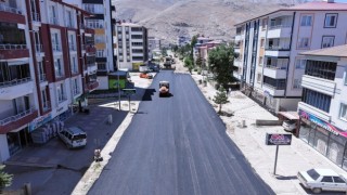 Büyükşehir, Elbistan Darende Caddesi’nde Dönüşüm Başlattı