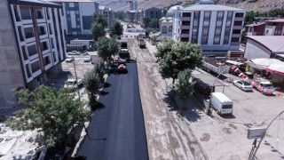 Büyükşehir, Elbistan Söğütlü Caddesi’ni Modern Görünümüne Kavuşturuyor