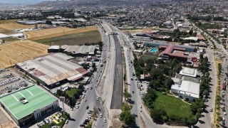 Sanayi Kavşağı’nda Sıcak Asfalt Mesaisi Sürüyor