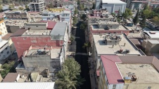 Büyükşehir, Dulkadiroğlu’nda Sokak Sokak Asfalt Mesaisini Sürdürüyor