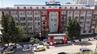 Büyükşehir Pusula Maraş Eğitim Merkezi’yle Gençlerin Yanında