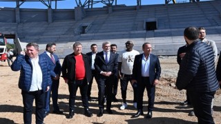 Kahramanmaraş Stadyumu’na Türk Futbolunun Efsanelerinden Tam Not