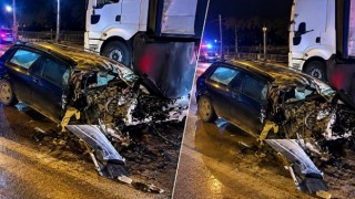 TIR’a çarpan otomobil hurdaya döndü: Sürücü ağır yaralandı
