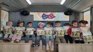UNESCO Edebiyat Şehri’nde Kitap Sevgisi Mobil Kütüphaneyle Büyüyor